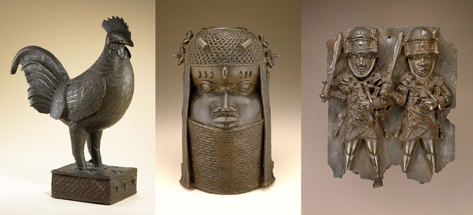 スミソニアン協会国立アフリカ美術館からナイジェリアに返還されたベニン・ブロンズ：（左から）《雄鶏像》18世紀、《王の記念頭像》19世紀、《飾板》16－17世紀、すべてベニン王国宮廷様式